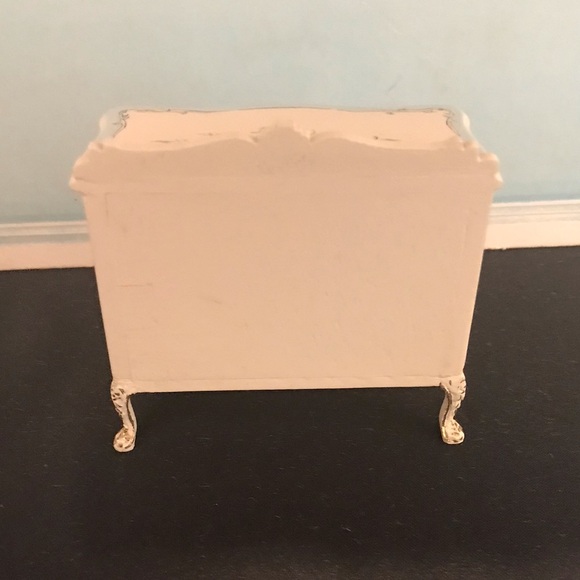 Bespaq Miniature Blue Floral Baby Commode Nursery Changing Table 1/12 scale - Picture 4 of 7